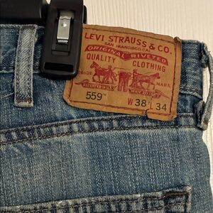 Levi's Men's Light Blue Relaxed Jeans